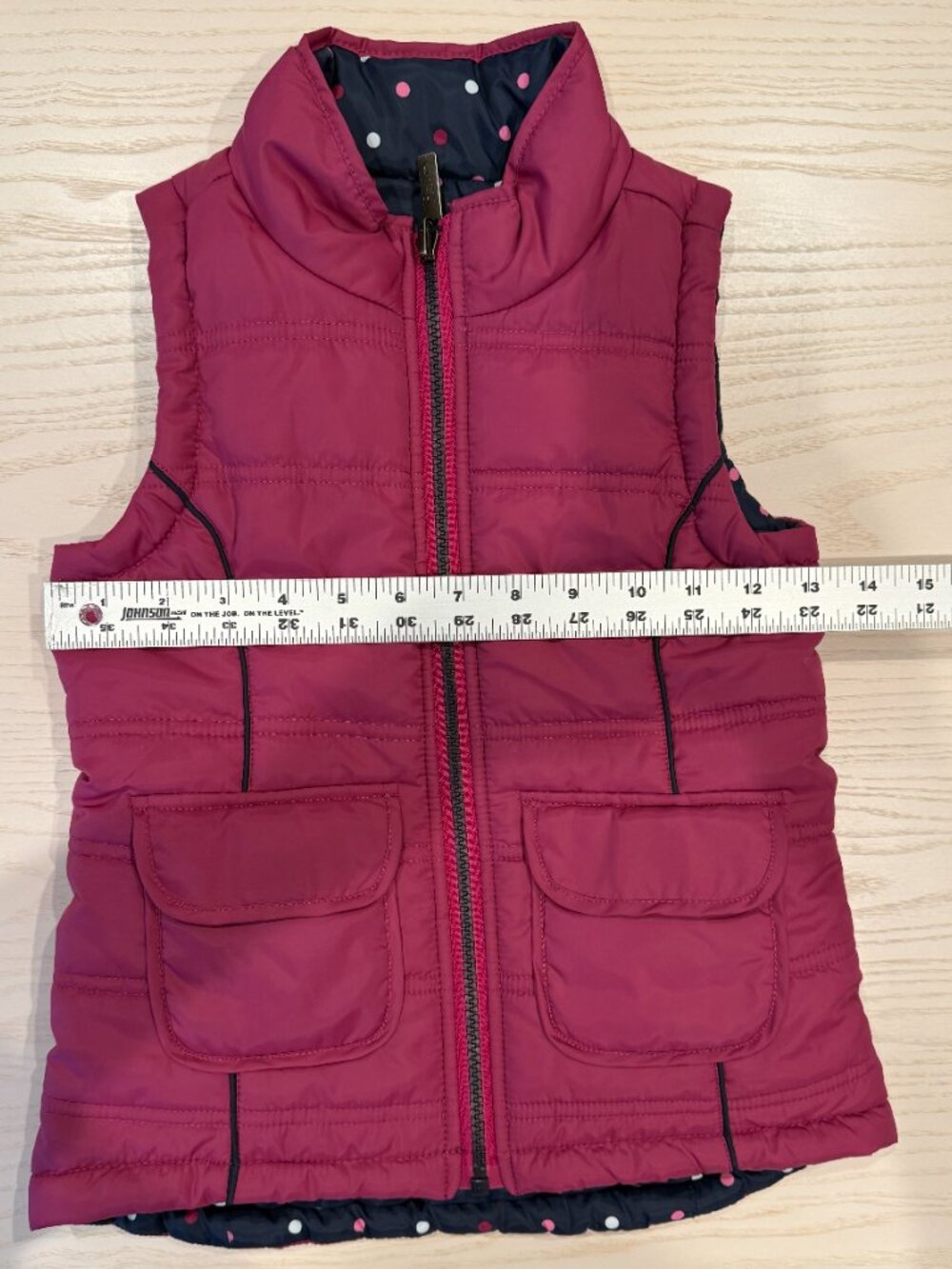 Hatley Girls Reversible Puffer Vest – Berry / Navy Polka Dot (Size 5) - Picture 9 of 12